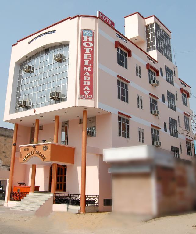 Hotel Madhav Palace Jaipur Buitenkant foto